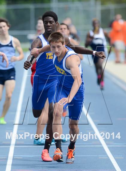 Thumbnail 1 in NCHSAA 2A Track & Field Men Championships photogallery.