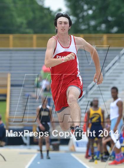 Thumbnail 2 in NCHSAA 2A Track & Field Men Championships photogallery.