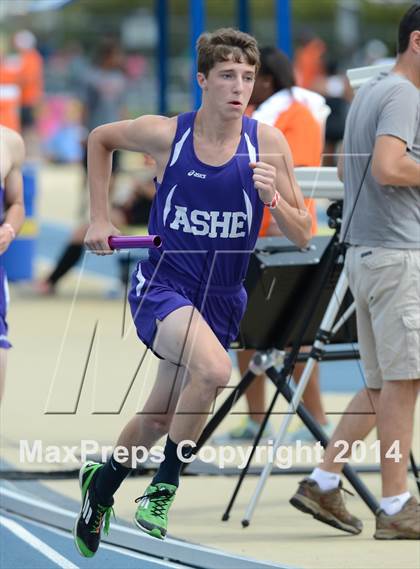 Thumbnail 2 in NCHSAA 2A Track & Field Men Championships photogallery.