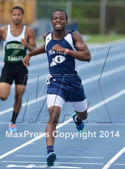 Thumbnail 1 in NCHSAA 2A Track & Field Men Championships photogallery.