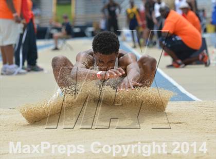 Thumbnail 3 in NCHSAA 2A Track & Field Men Championships photogallery.