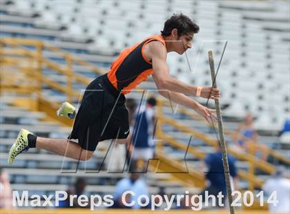 Thumbnail 2 in NCHSAA 2A Track & Field Men Championships photogallery.