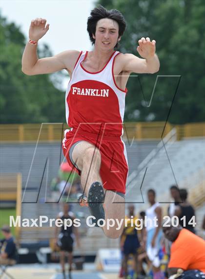 Thumbnail 2 in NCHSAA 2A Track & Field Men Championships photogallery.