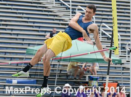 Thumbnail 3 in NCHSAA 2A Track & Field Men Championships photogallery.