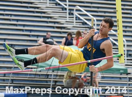 Thumbnail 2 in NCHSAA 2A Track & Field Men Championships photogallery.