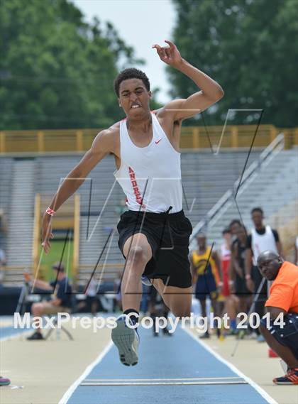 Thumbnail 2 in NCHSAA 2A Track & Field Men Championships photogallery.