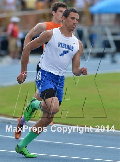 Thumbnail 1 in NCHSAA 2A Track & Field Men Championships photogallery.