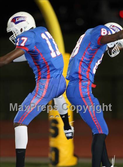 Thumbnail 3 in McNeil @ Leander photogallery.