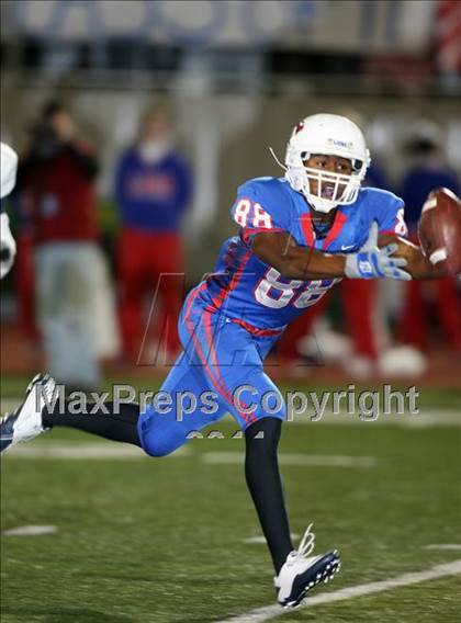 Thumbnail 3 in McNeil @ Leander photogallery.