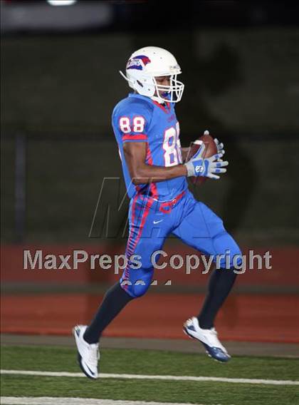 Thumbnail 1 in McNeil @ Leander photogallery.