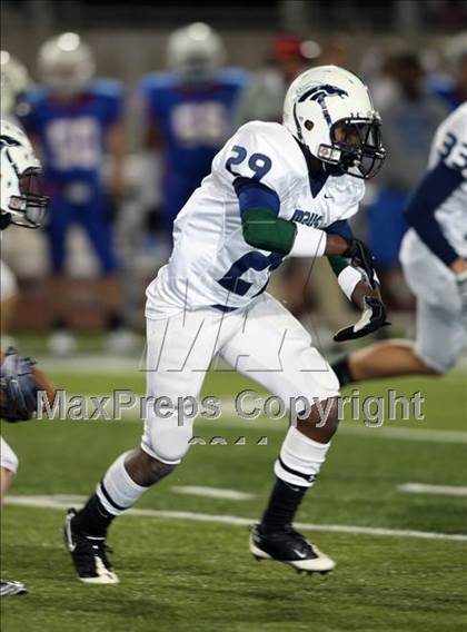 Thumbnail 3 in McNeil @ Leander photogallery.