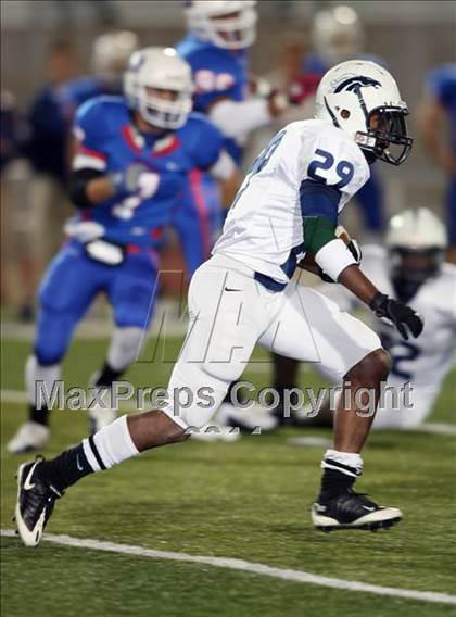 Thumbnail 3 in McNeil @ Leander photogallery.