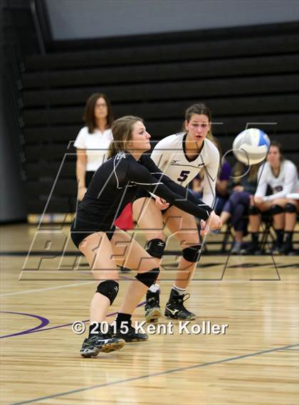 Thumbnail 2 in Seaholm @ Lahser (MHSAA District 25 Playoff) photogallery.