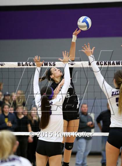 Thumbnail 3 in Seaholm @ Lahser (MHSAA District 25 Playoff) photogallery.