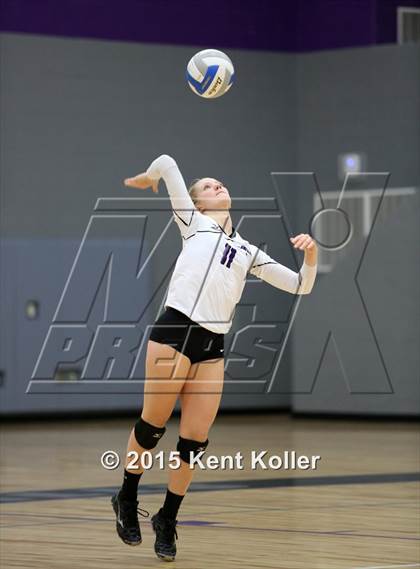 Thumbnail 3 in Seaholm @ Lahser (MHSAA District 25 Playoff) photogallery.