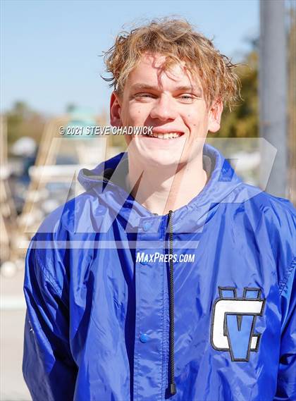 Thumbnail 3 in AIA Division II Diving Finals photogallery.