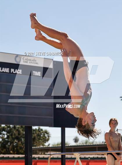 Thumbnail 1 in AIA Division II Diving Finals photogallery.