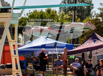 Thumbnail 2 in AIA Division II Diving Finals photogallery.