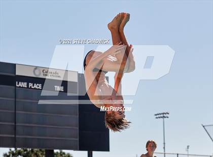 Thumbnail 2 in AIA Division II Diving Finals photogallery.