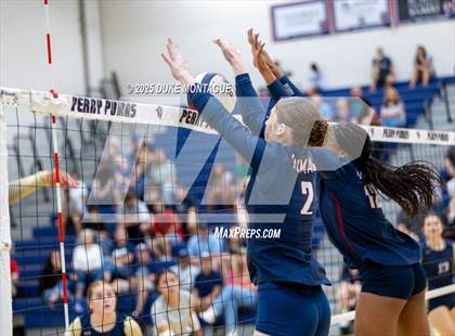 Thumbnail 3 in Desert Vista @ Perry photogallery.