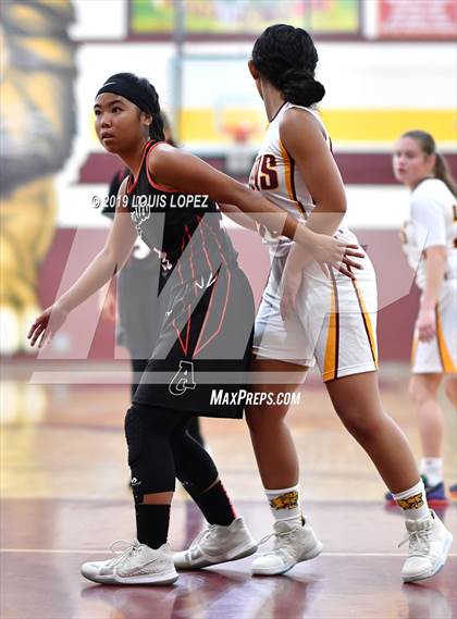 Thumbnail 3 in Ayala vs. Arlington photogallery.