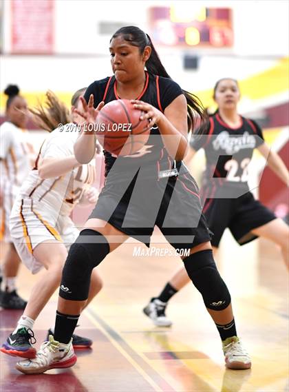 Thumbnail 3 in Ayala vs. Arlington photogallery.