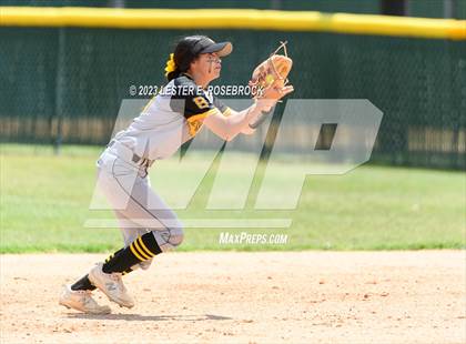 Thumbnail 1 in Brennan vs Jay photogallery.