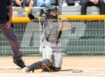 Thumbnail 3 in Brennan vs Jay photogallery.