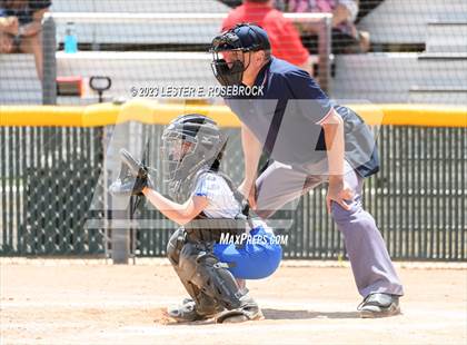 Thumbnail 1 in Brennan vs Jay photogallery.