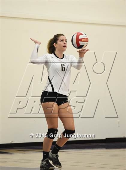 Thumbnail 1 in Windsor @ Petaluma photogallery.