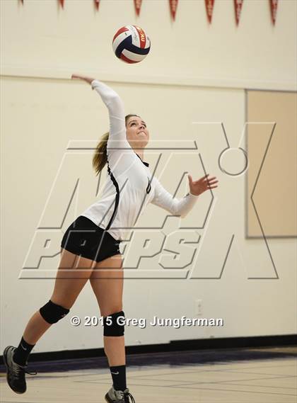 Thumbnail 2 in Windsor @ Petaluma photogallery.