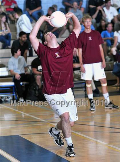 Thumbnail 2 in Esperanza vs. Loyola (CIF SoCal D1 Volleyball Final) photogallery.