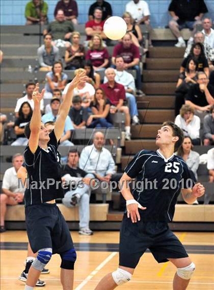 Thumbnail 1 in Esperanza vs. Loyola (CIF SoCal D1 Volleyball Final) photogallery.
