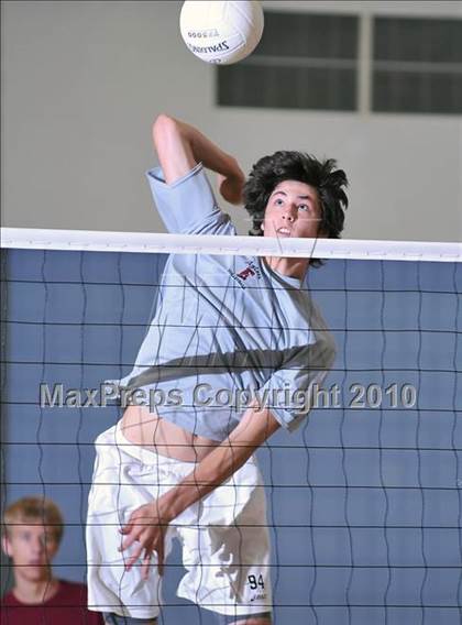 Thumbnail 3 in Esperanza vs. Loyola (CIF SoCal D1 Volleyball Final) photogallery.