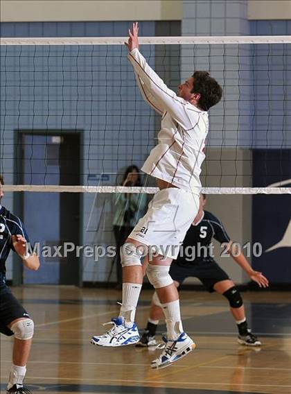Thumbnail 1 in Esperanza vs. Loyola (CIF SoCal D1 Volleyball Final) photogallery.