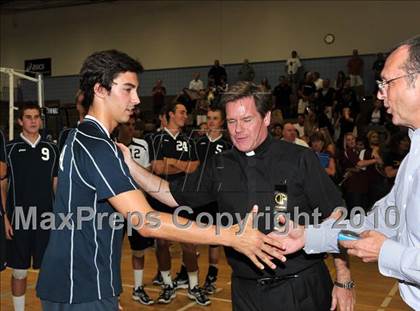Thumbnail 2 in Esperanza vs. Loyola (CIF SoCal D1 Volleyball Final) photogallery.