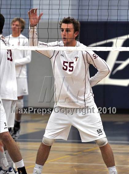 Thumbnail 2 in Esperanza vs. Loyola (CIF SoCal D1 Volleyball Final) photogallery.