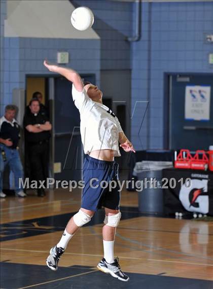 Thumbnail 1 in Esperanza vs. Loyola (CIF SoCal D1 Volleyball Final) photogallery.
