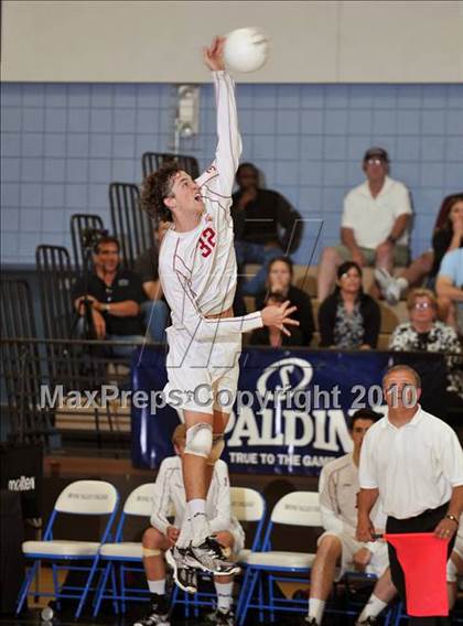 Thumbnail 1 in Esperanza vs. Loyola (CIF SoCal D1 Volleyball Final) photogallery.