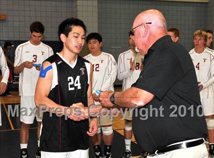 Thumbnail 3 in Esperanza vs. Loyola (CIF SoCal D1 Volleyball Final) photogallery.