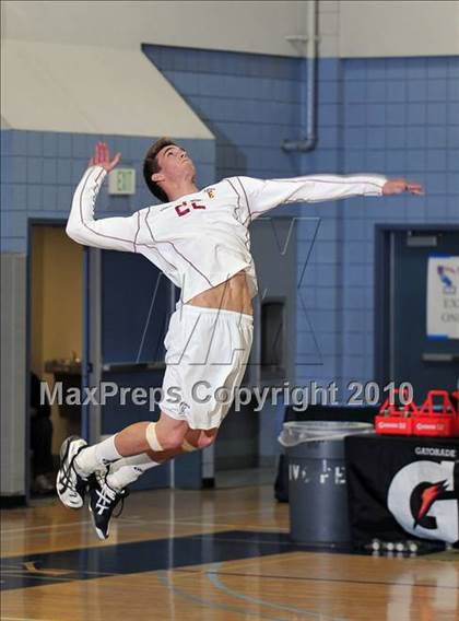 Thumbnail 3 in Esperanza vs. Loyola (CIF SoCal D1 Volleyball Final) photogallery.