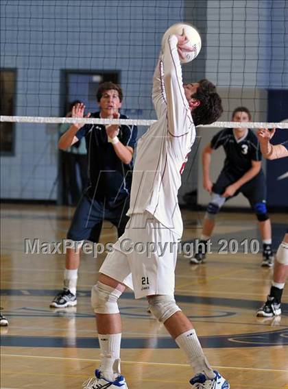 Thumbnail 2 in Esperanza vs. Loyola (CIF SoCal D1 Volleyball Final) photogallery.