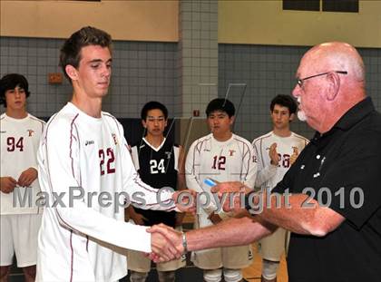 Thumbnail 2 in Esperanza vs. Loyola (CIF SoCal D1 Volleyball Final) photogallery.