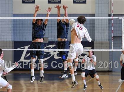 Thumbnail 2 in Esperanza vs. Loyola (CIF SoCal D1 Volleyball Final) photogallery.