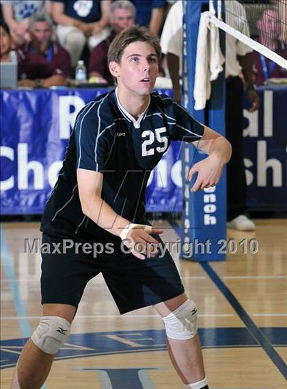 Thumbnail 1 in Esperanza vs. Loyola (CIF SoCal D1 Volleyball Final) photogallery.