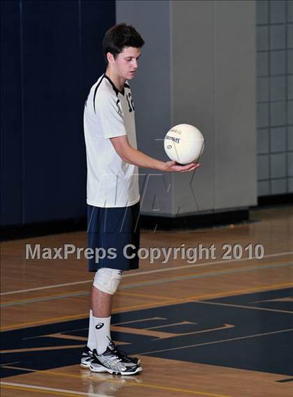 Thumbnail 3 in Esperanza vs. Loyola (CIF SoCal D1 Volleyball Final) photogallery.