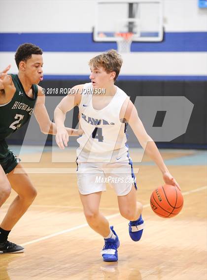 Thumbnail 2 in Hebron vs Fort Bend Hightower (MDonald's Texas Invitational) photogallery.