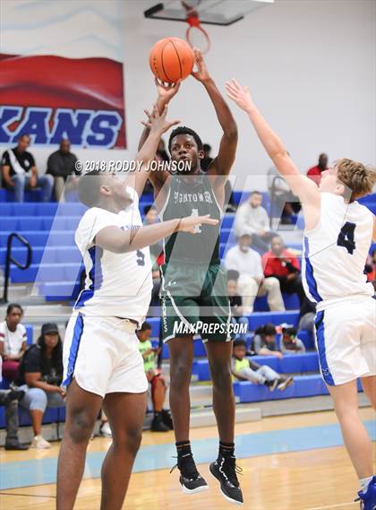 Thumbnail 1 in Hebron vs Fort Bend Hightower (MDonald's Texas Invitational) photogallery.