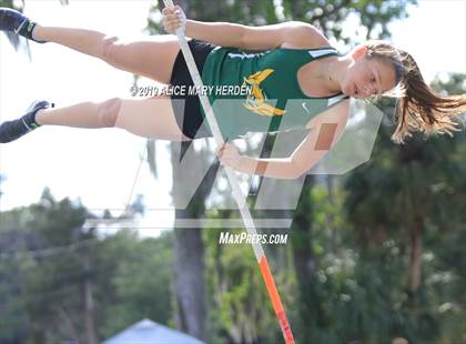 Thumbnail 3 in Hernando Kiwanis Track and Field Invitational photogallery.