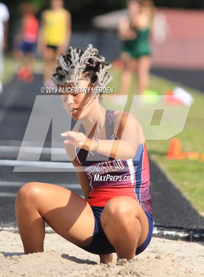 Thumbnail 2 in Hernando Kiwanis Track and Field Invitational photogallery.